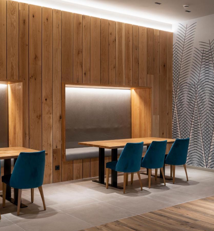 Hotel Ciudad De 로그로노 외부 사진