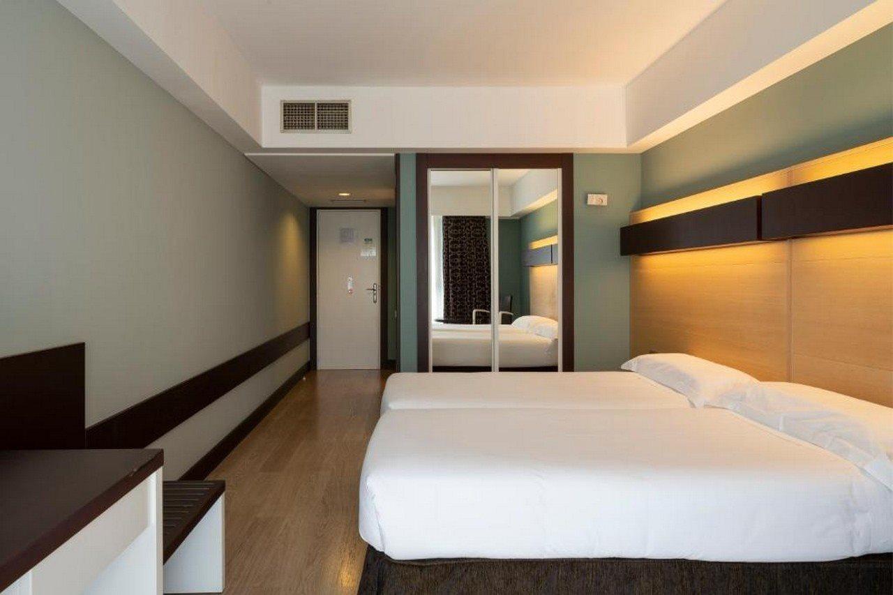 Hotel Ciudad De 로그로노 외부 사진