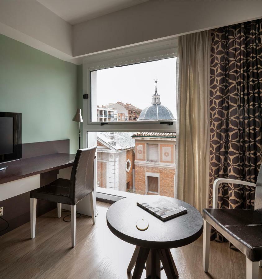Hotel Ciudad De 로그로노 외부 사진